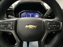 Chevrolet Silverado 1500 LT 4WD Crew Cab 147" 2026 — side view