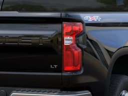 Chevrolet Silverado 1500 LT 4WD Crew Cab 147" 2026 — side view