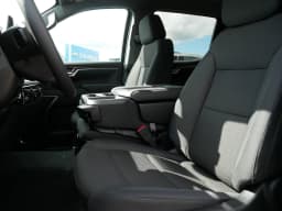 Chevrolet Silverado 1500 LT 4WD Crew Cab 147" 2026 — side view