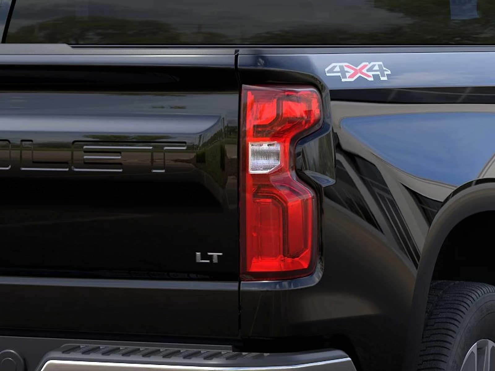 Chevrolet Silverado 1500 LT 4WD Crew Cab 147" 2026 — side view
