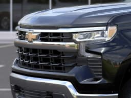 Chevrolet Silverado 1500 LT 4WD Crew Cab 147" 2026 — side view
