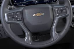 Chevrolet Silverado 1500 LT 4WD Crew Cab 147" 2026 — side view