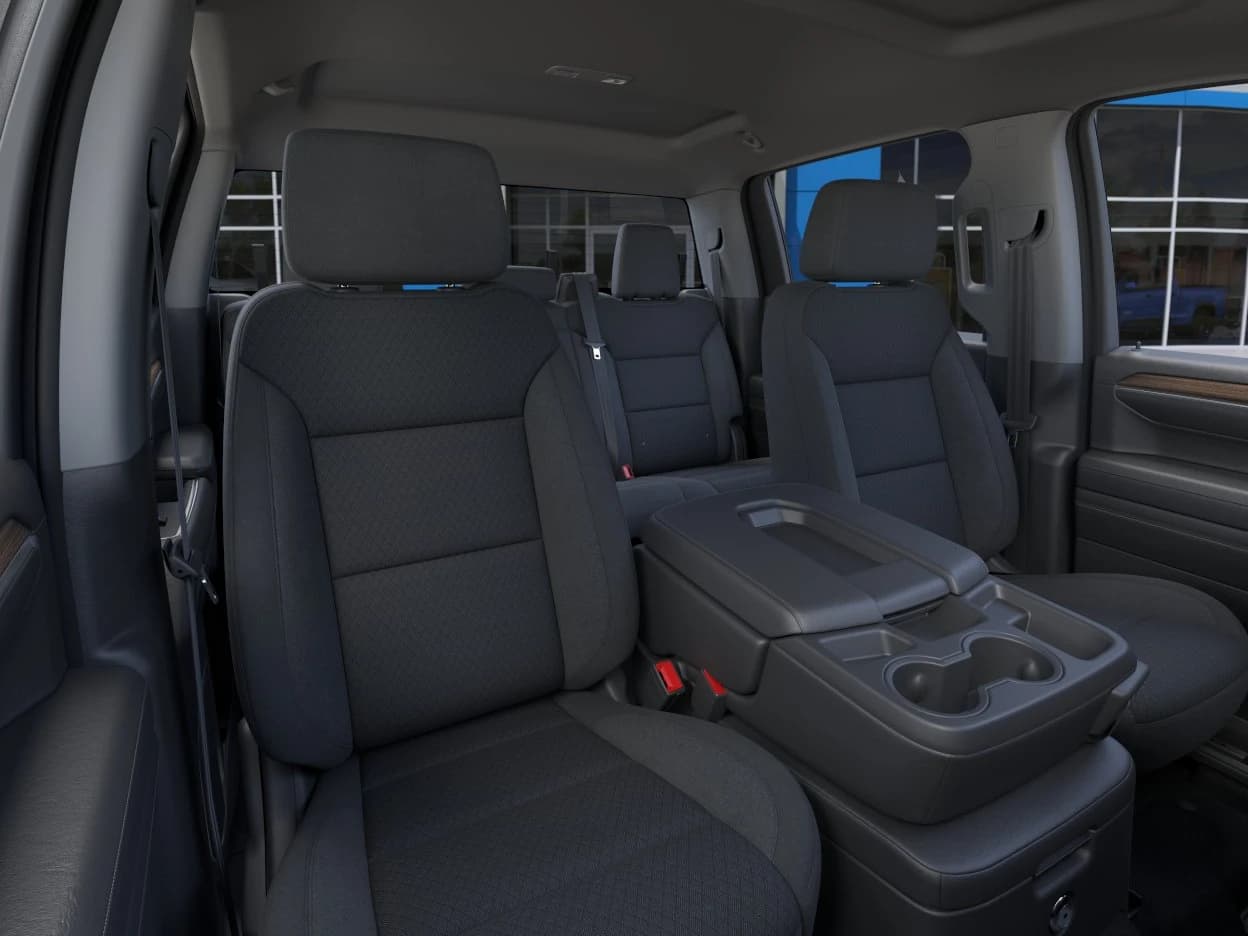 Chevrolet Silverado 1500 LT 4WD Crew Cab 147" 2026 — side view