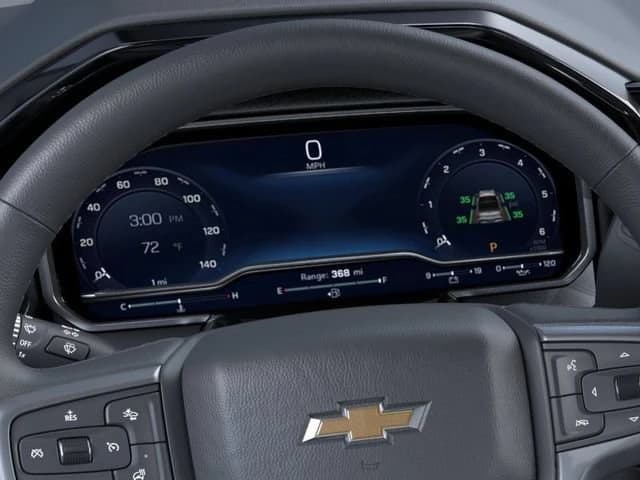 Chevrolet Silverado 1500 LT 4WD Crew Cab 147" 2026 — side view