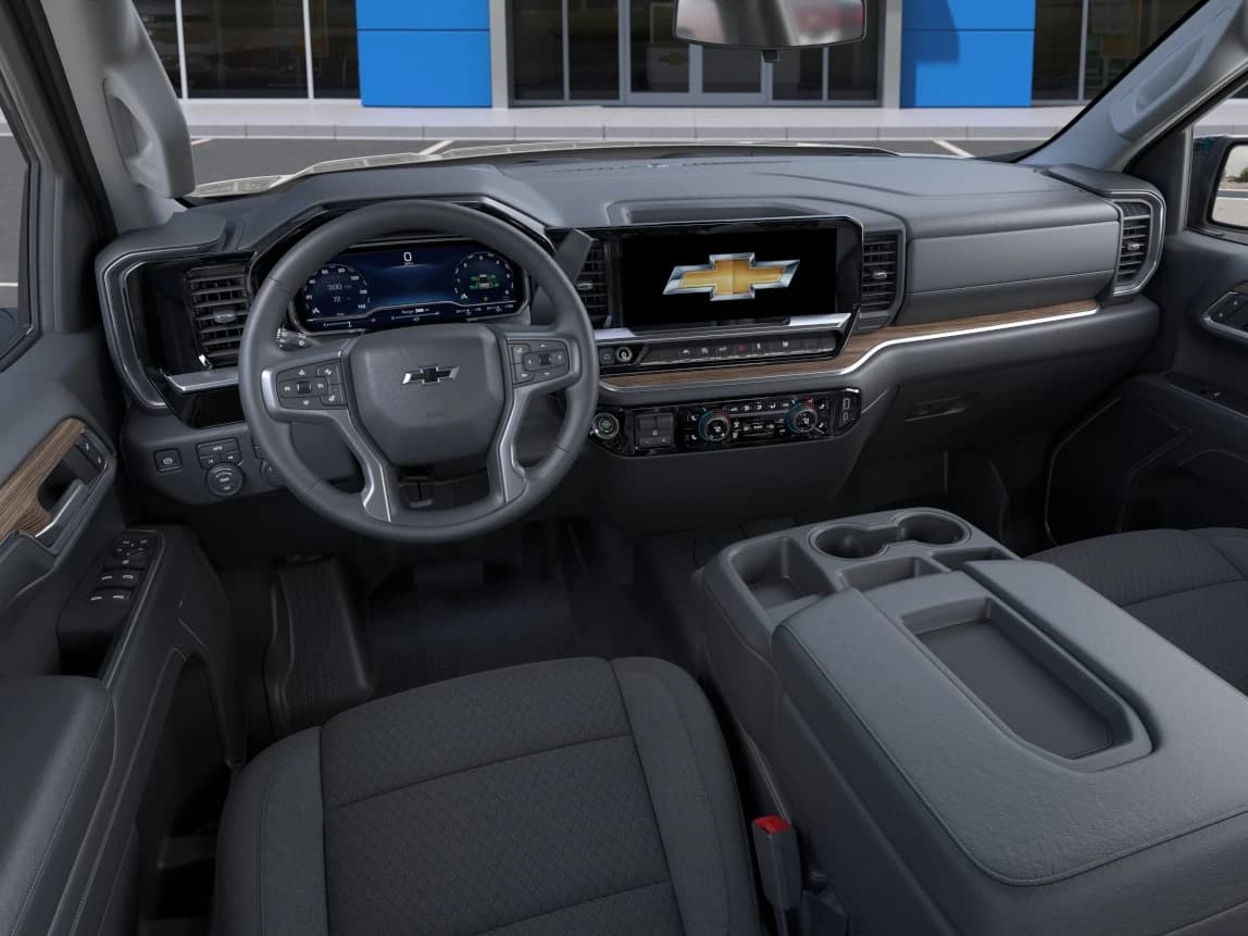 Chevrolet Silverado 1500 RST 4WD Crew Cab 147" 2026 — side view
