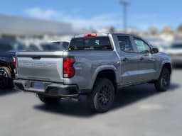 Chevrolet Colorado 2WD Work Truck Crew Cab 2026 — side view