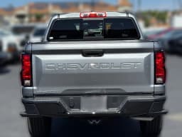 Chevrolet Colorado 2WD Work Truck Crew Cab 2026 — side view