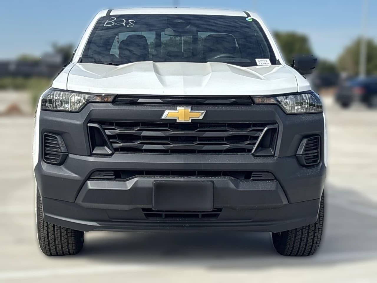 Chevrolet Colorado 2WD Work Truck Crew Cab 2026 — side view