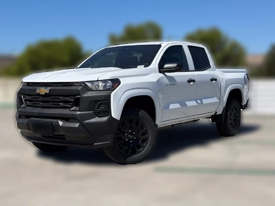 Chevrolet Colorado 2WD Work Truck Crew Cab 2026 — side view