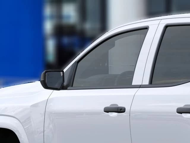 Chevrolet Colorado 2WD Work Truck Crew Cab 2026 — side view