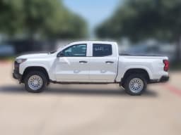 Chevrolet Colorado 2WD Work Truck Crew Cab 2026 — side view
