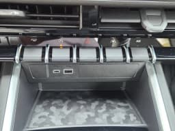 Chevrolet Colorado 2WD Work Truck Crew Cab 2026 — side view