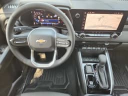 Chevrolet Colorado 2WD Work Truck Crew Cab 2026 — side view