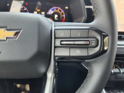 Chevrolet Colorado 2WD Work Truck Crew Cab 2026 — side view