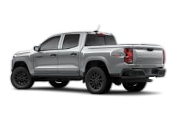 Chevrolet Colorado 4WD Work Truck Crew Cab 2026 — side view