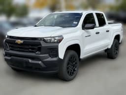 Chevrolet Colorado 4WD Work Truck Crew Cab 2026 — side view