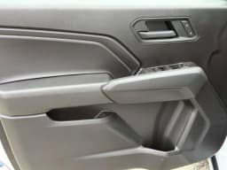 Chevrolet Colorado 4WD Work Truck Crew Cab 2026 — side view