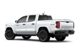 Chevrolet Colorado 4WD Work Truck Crew Cab 2026 — side view