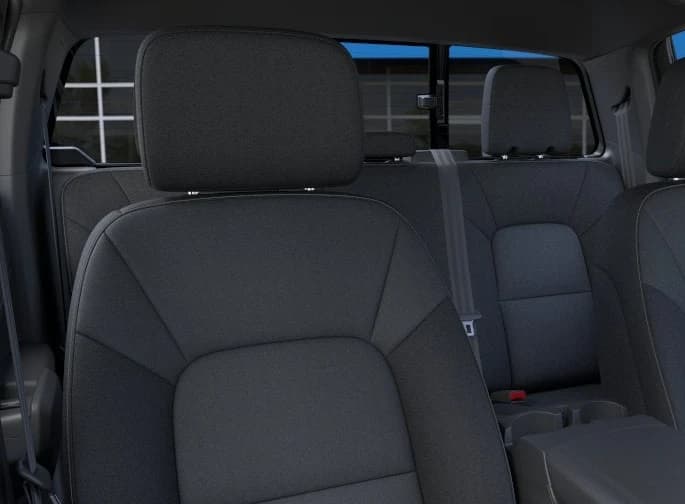 Chevrolet Colorado 4WD Work Truck Crew Cab 2026 — side view