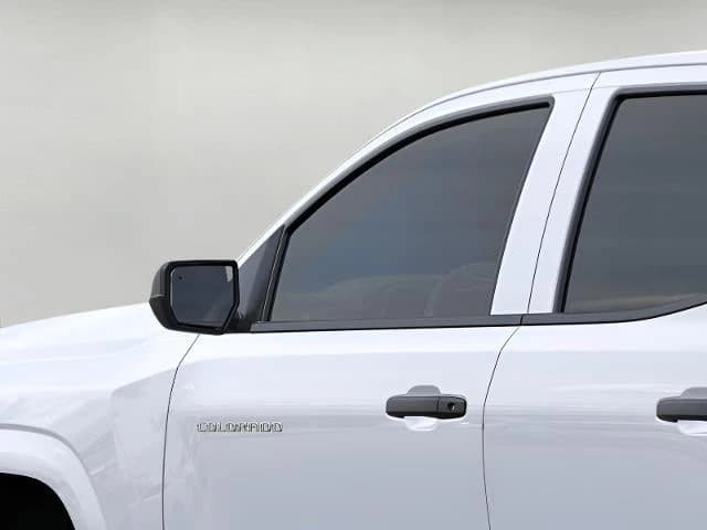 Chevrolet Colorado 4WD Work Truck Crew Cab 2026 — side view
