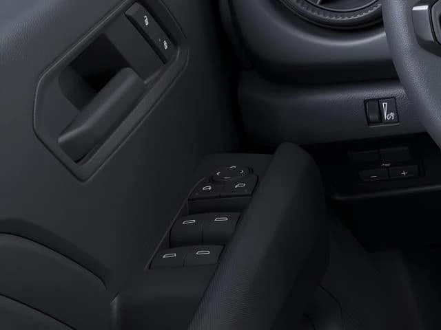 Chevrolet Colorado 4WD Work Truck Crew Cab 2026 — side view