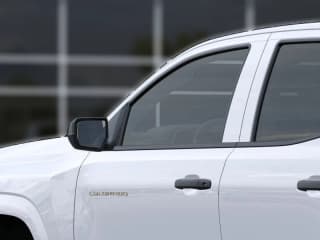 Chevrolet Colorado 4WD Work Truck Crew Cab