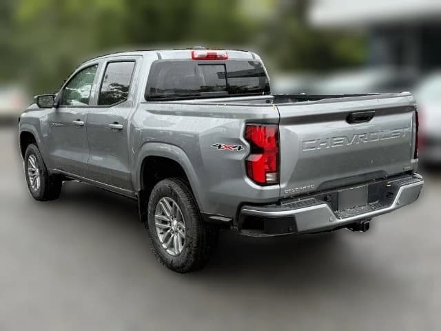 Chevrolet Colorado 4WD LT Crew Cab 2026 — side view