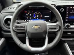 Chevrolet Colorado 4WD LT Crew Cab 2026 — side view