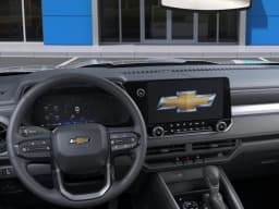 Chevrolet Colorado 4WD LT Crew Cab 2026 — side view