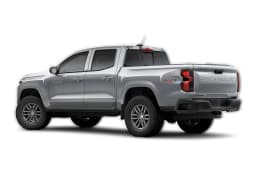 Chevrolet Colorado 4WD LT Crew Cab 2026 — side view