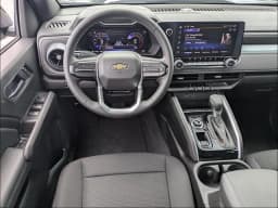 Chevrolet Colorado 4WD LT Crew Cab 2026 — side view