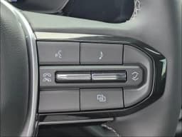 Chevrolet Colorado 4WD LT Crew Cab 2026 — side view