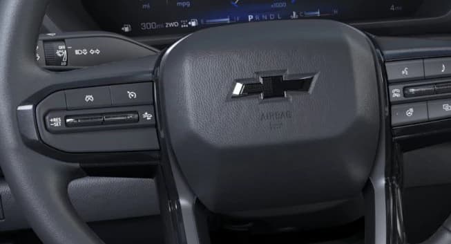 Chevrolet Colorado 4WD Trail Boss Crew Cab 2026 — side view