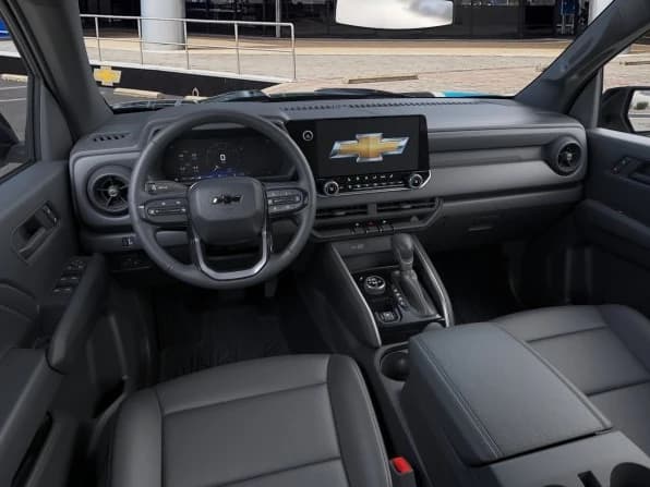 Chevrolet Colorado 4WD Trail Boss Crew Cab 2026 — side view