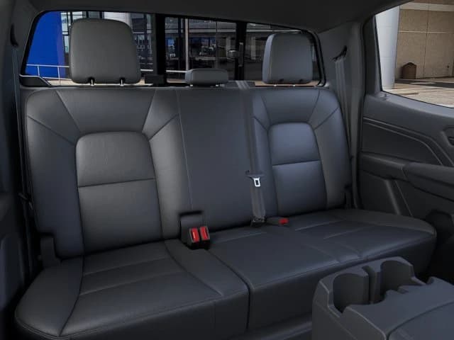 Chevrolet Colorado 4WD Trail Boss Crew Cab 2026 — side view