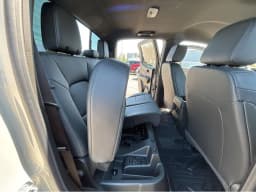 Chevrolet Colorado 4WD Trail Boss Crew Cab 2026 — side view