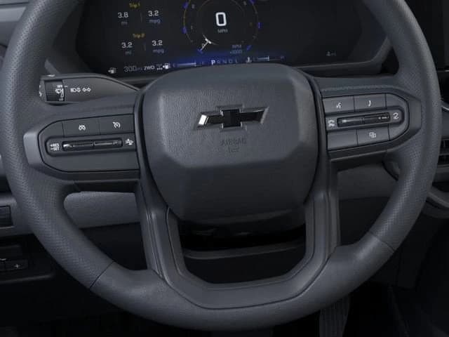 Chevrolet Colorado 4WD Trail Boss Crew Cab 2026 — side view