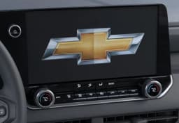 Chevrolet Colorado 4WD Trail Boss Crew Cab 2026 — side view