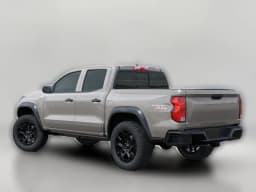 Chevrolet Colorado 4WD Trail Boss Crew Cab 2026 — side view