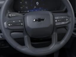 Chevrolet Colorado 4WD Trail Boss Crew Cab 2026 — side view