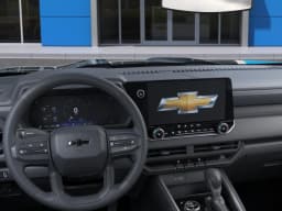 Chevrolet Colorado 4WD Trail Boss Crew Cab 2026 — side view