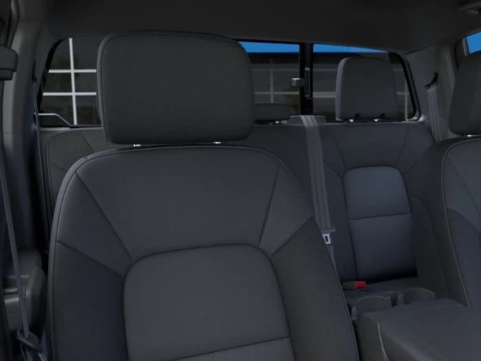 Chevrolet Colorado 4WD Trail Boss Crew Cab 2026 — side view