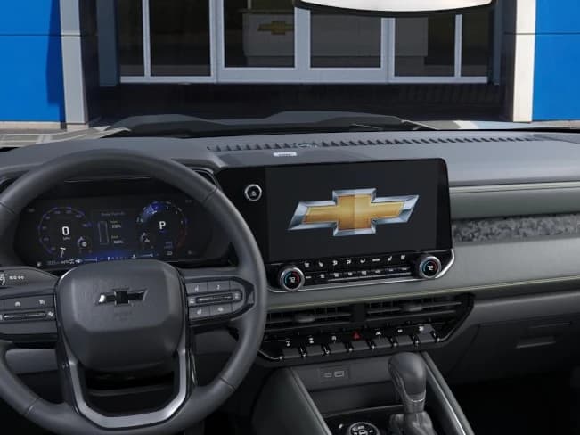 Chevrolet Colorado 4WD ZR2 Crew Cab 2026 — side view