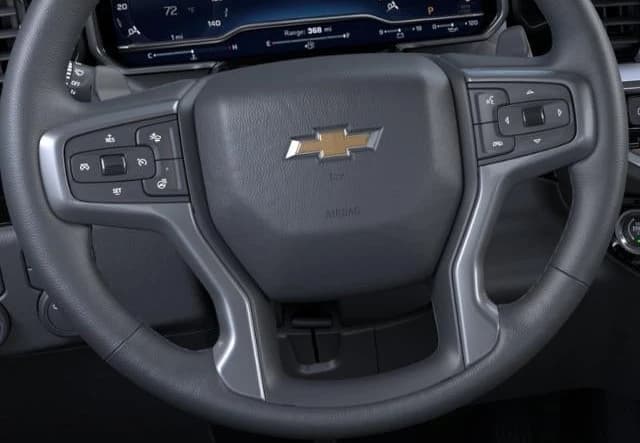 Chevrolet Silverado 1500 LT 4WD Crew Cab 147" 2026 — side view