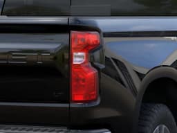 Chevrolet Silverado 1500 LT 4WD Crew Cab 157" 2026 — side view