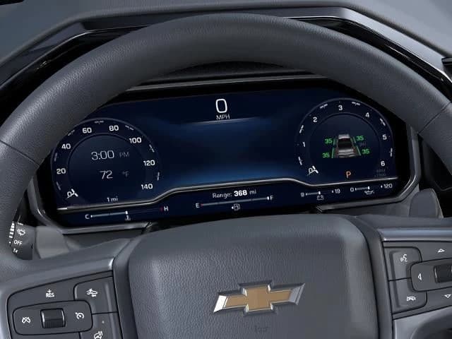 Chevrolet Silverado 1500 LT 4WD Crew Cab 157" 2026 — side view