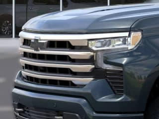 Chevrolet Silverado 1500 High Country 4WD Crew Cab 147"