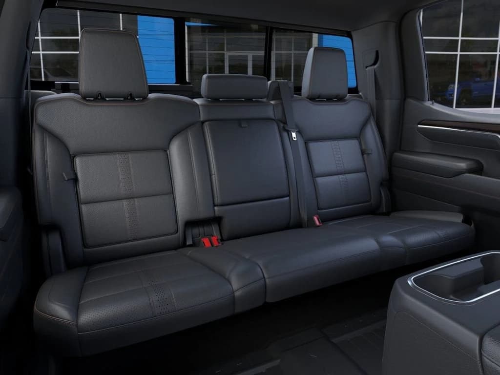 Chevrolet Silverado 1500 High Country 4WD Crew Cab 147" 2026 — side view