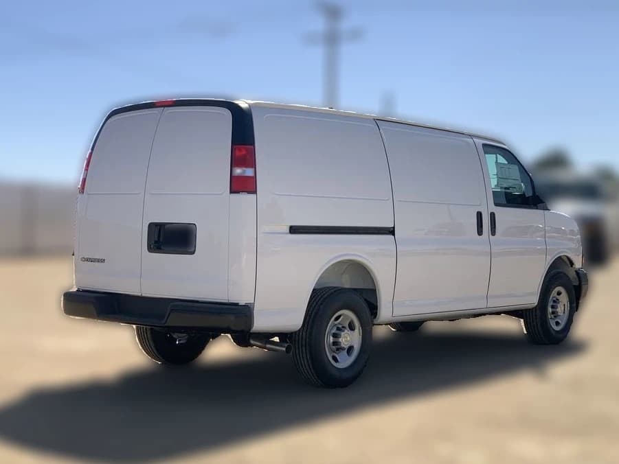 Chevrolet Express Cargo Van Work Van RWD 2500 135" 2026 — side view