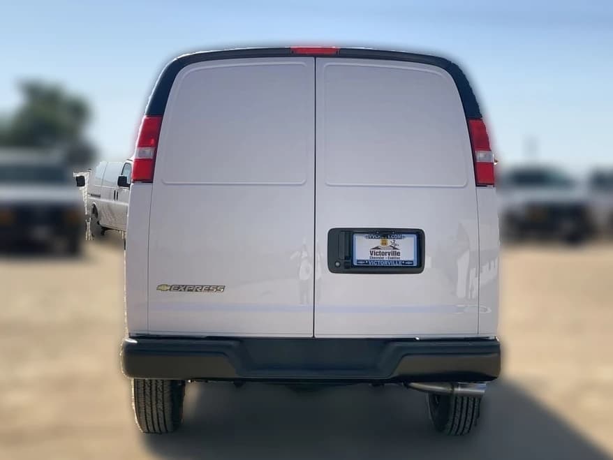 Chevrolet Express Cargo Van Work Van RWD 2500 135" 2026 — side view